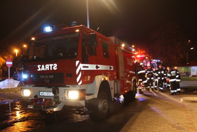 Ćwiczenia na stacji paliw /fot. ŻycieSiedleckie