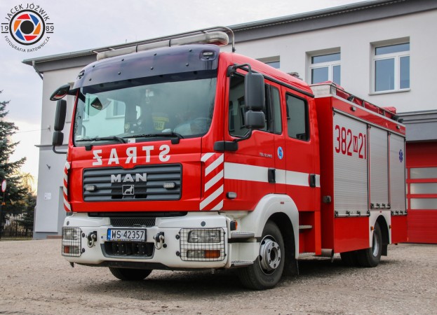 382 M 21