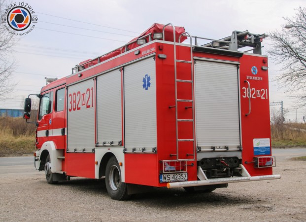 382 M 21