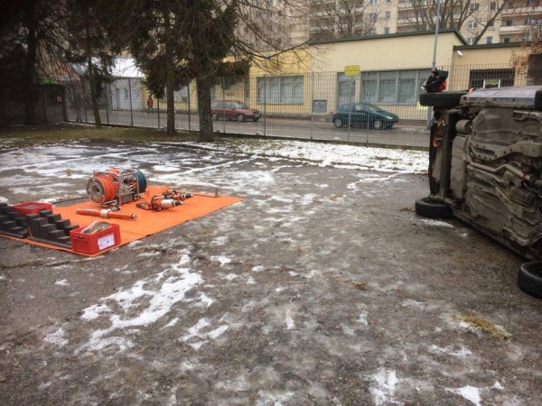 Doskonalenie technik ratownictwa technicznego