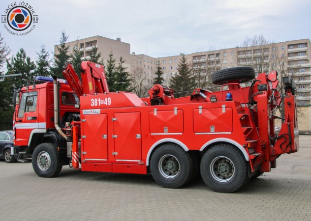 381 M 49 Volvo Mega City