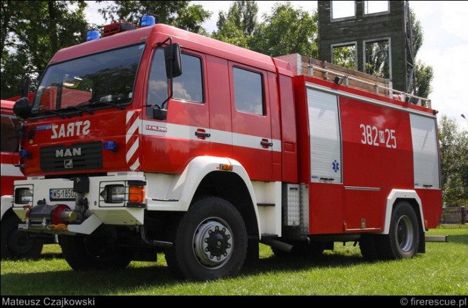 382 M 25