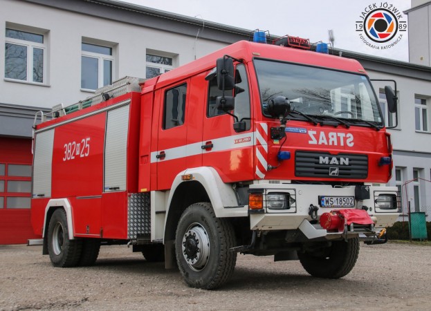 382 M 25