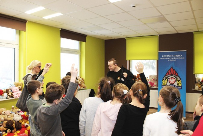 Wizyta Szkoły Podstawowej nr 12 u strażaków
