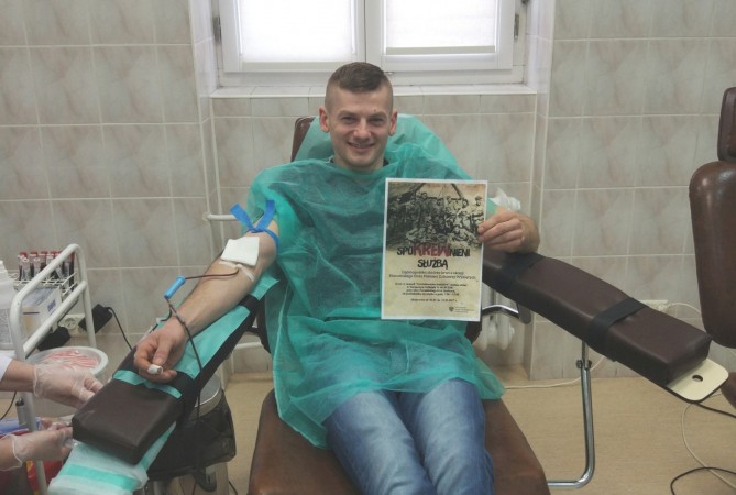 spoKREWnieni służbą