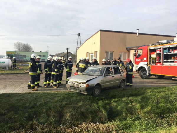Ćwiczenia ratownicze w Hołubli