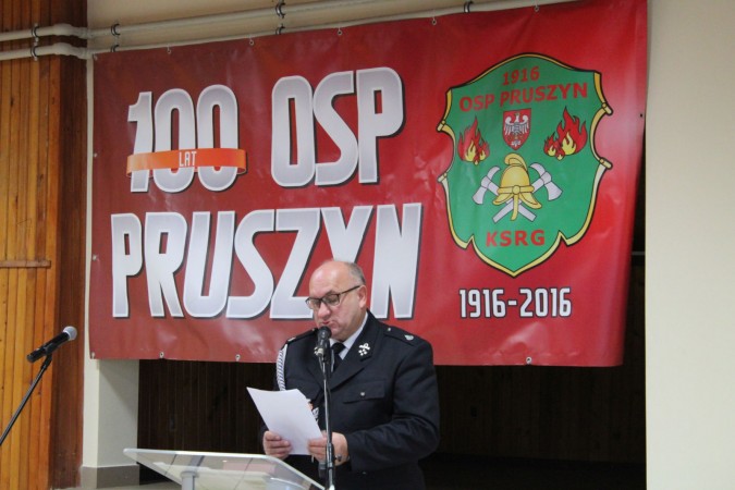 Uroczyste przekazanie samochodu dla OSP Pruszyn