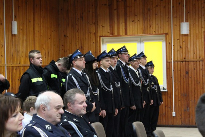 Uroczyste przekazanie samochodu dla OSP Pruszyn