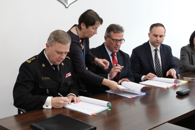 Podpisanie umowy partnerskiej 