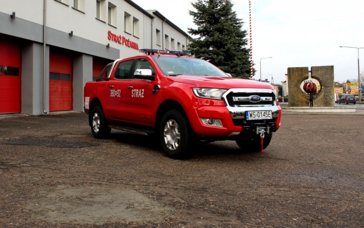 380 M 92 SLRR Ford Ranger
