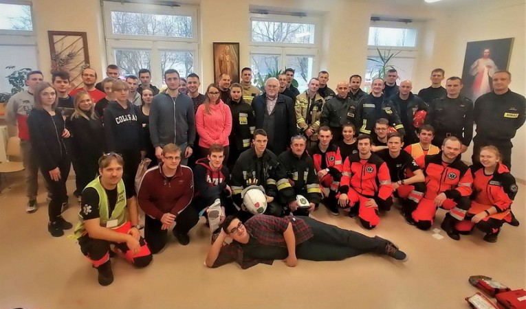 Warsztaty ratownicze w Zakładzie Opiekuńczo-Leczniczym w Siedlcach