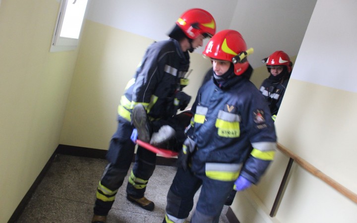 Warsztaty ratownicze w Zakładzie Opiekuńczo-Leczniczym w Siedlcach