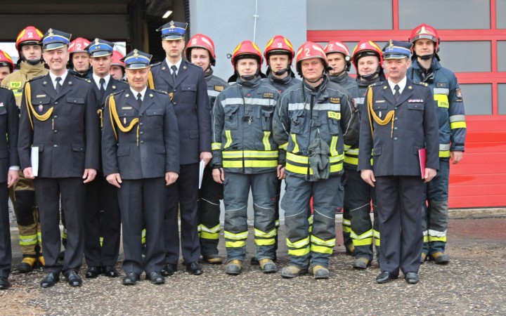 Uroczyste zakończenie służby M. Mokickiego i A. Jasińskiego