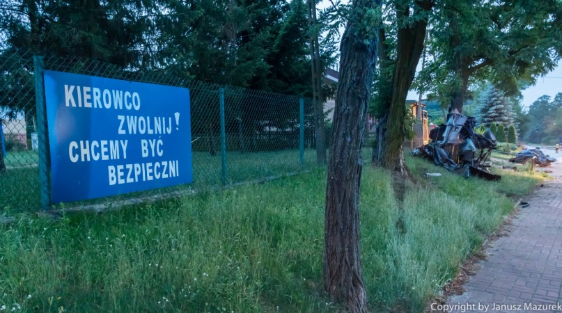 wypadek w Domanicach /fot. J. Mazurek