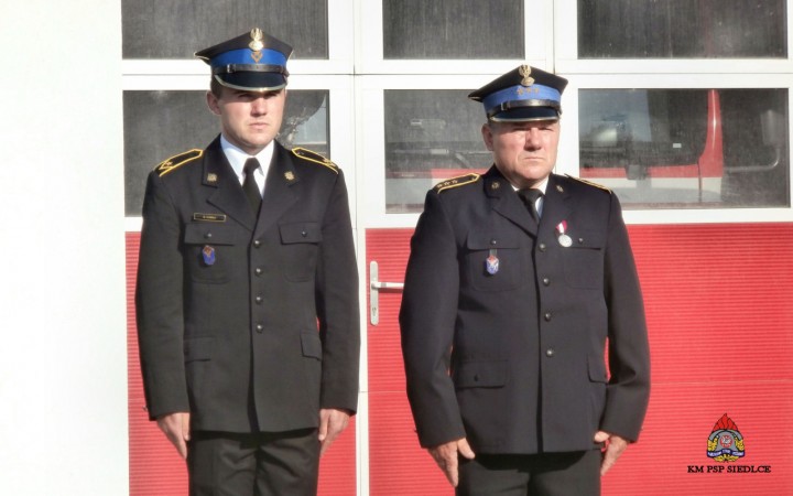 Uroczysta zmiana służby w JRG nr 2