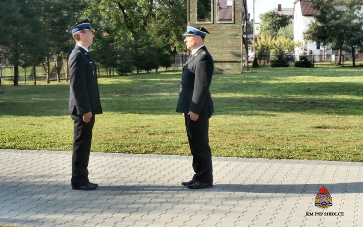 Uroczysta zmiana służby w JRG nr 2