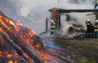 Pożar stodoły i budynków gospodarczych